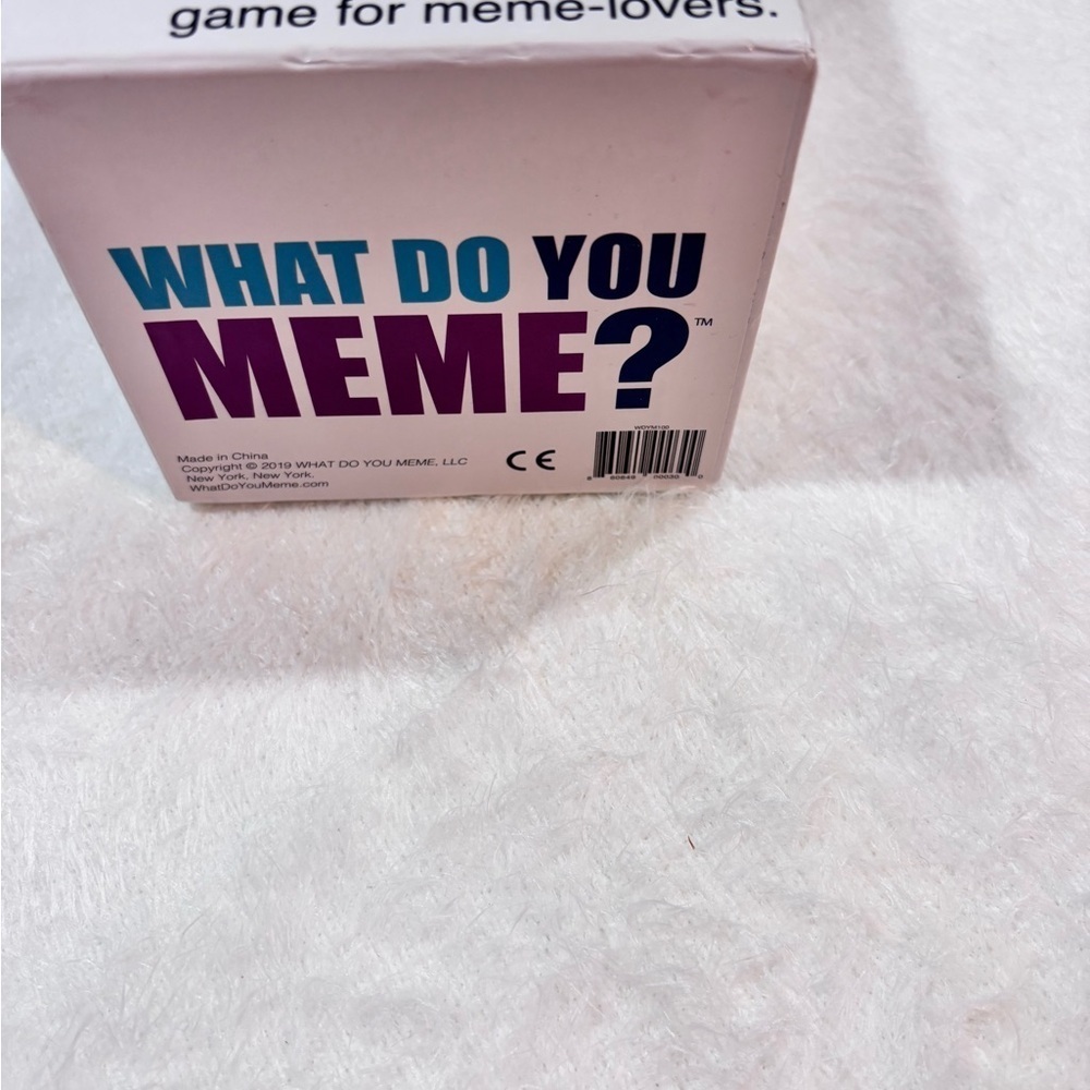 🎉 What Do You Meme? Adult Party Game 🎉 - Picture 2 of 5
